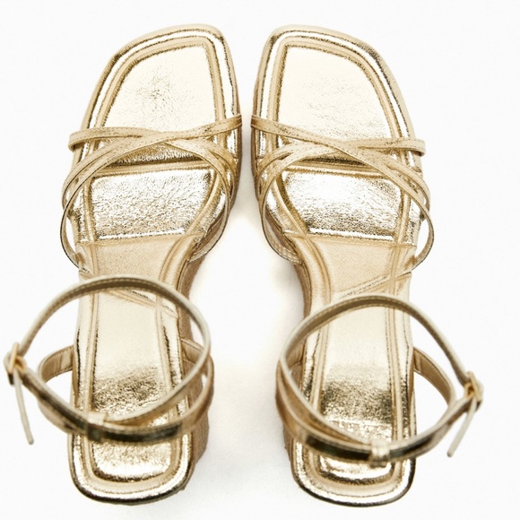 Zara Shoes - Zara limited edition gold metallic leather platform sandal